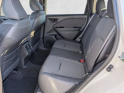 Used 2026 Subaru Forester Premium AWD/4WD image 15