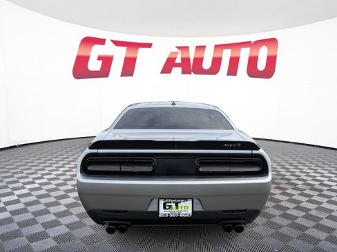 Used 2018 Dodge Challenger R/T Scat Pack w/ Leather Interior Group image 5