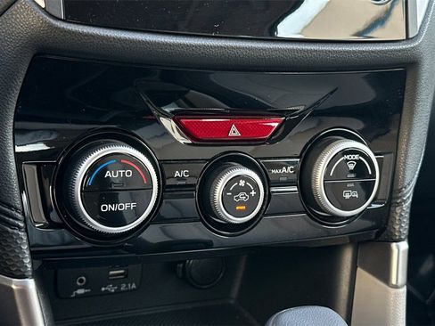 Used 2022 Subaru Forester Premium w/ Popular Package #2 image 23