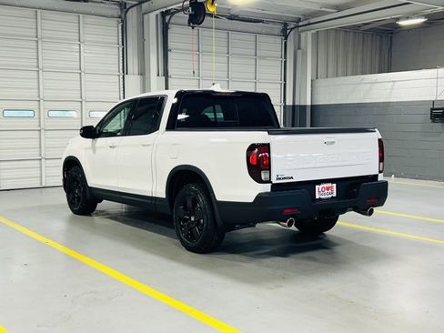 New 2026 Honda Ridgeline Black Edition image 18