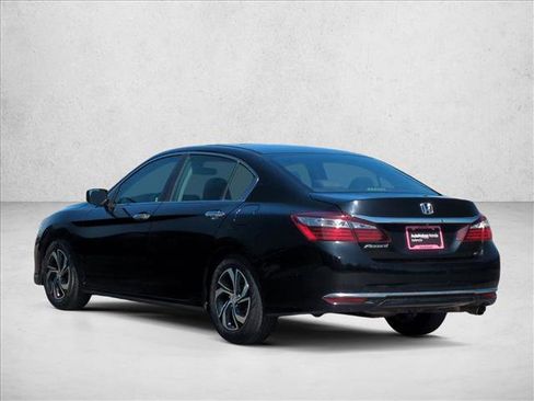 Used 2017 Honda Accord LX image 8