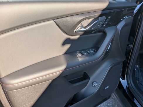 Certified 2025 Chevrolet Blazer RS w/ Driver Confidence II Package image 14