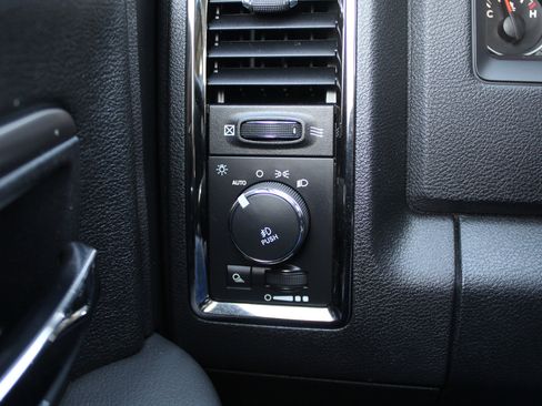 Used 2015 RAM 1500 Sport w/ Ceramic Blue Sport Package image 31