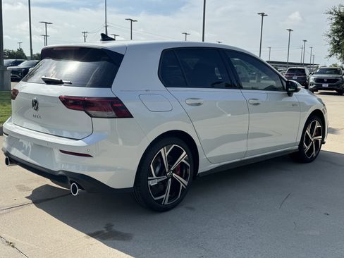 New 2026 Volkswagen GTI SE image 5
