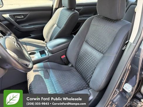 Used 2018 Nissan Altima 2.5 SV FWD image 24