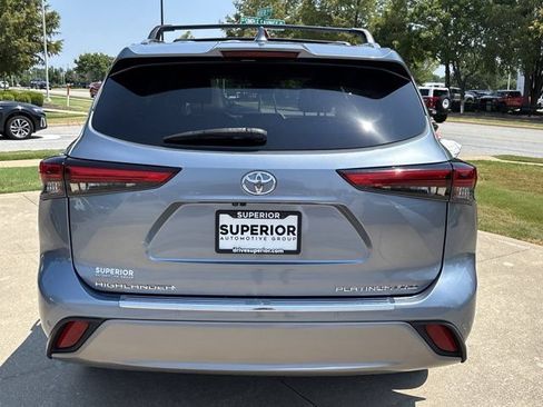 Used 2021 Toyota Highlander Platinum AWD/4WD image 5