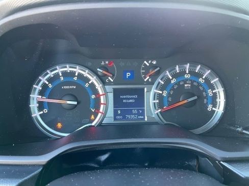 Used 2019 Toyota 4Runner SR5 image 12