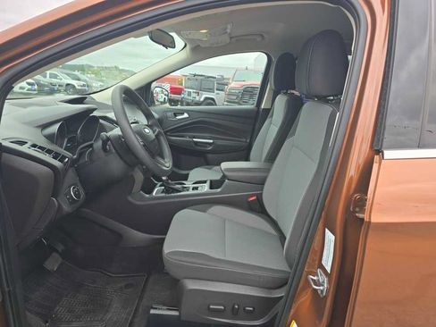 Used 2017 Ford Escape SE AWD/4WD image 9