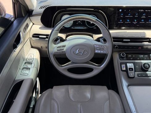 Used 2023 Hyundai Palisade Calligraphy FWD image 11