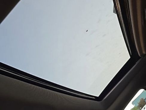 Certified 2022 GMC Sierra 1500 Denali w/ Denali Premium Package image 24