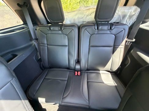 New 2026 Lincoln Aviator Black Label AWD/4WD image 21