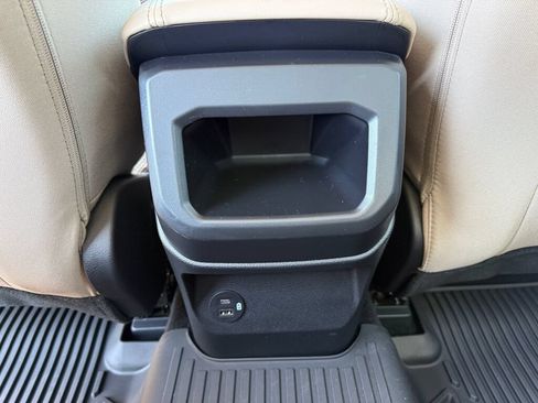 Used 2025 Ford Ranger XLT AWD/4WD image 32