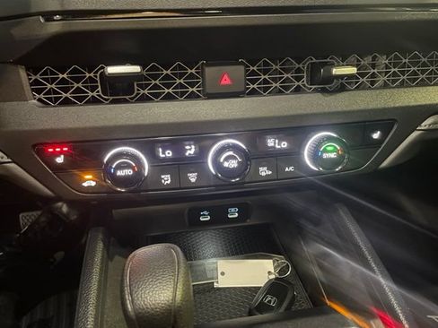 Used 2025 Honda Accord SE image 24