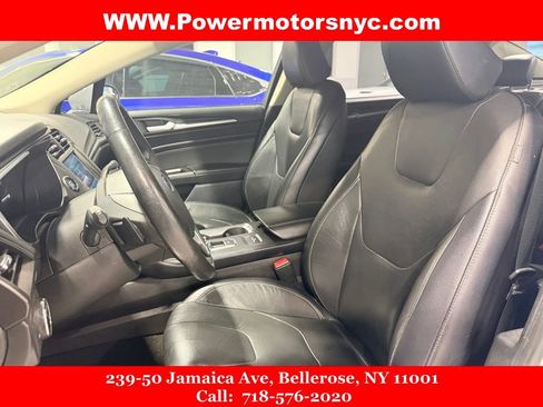 Used 2020 Ford Fusion Titanium image 21