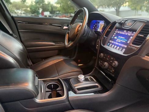 Used 2017 Chrysler 300 S w/ 300S Premium Group 2 w/2_L image 21