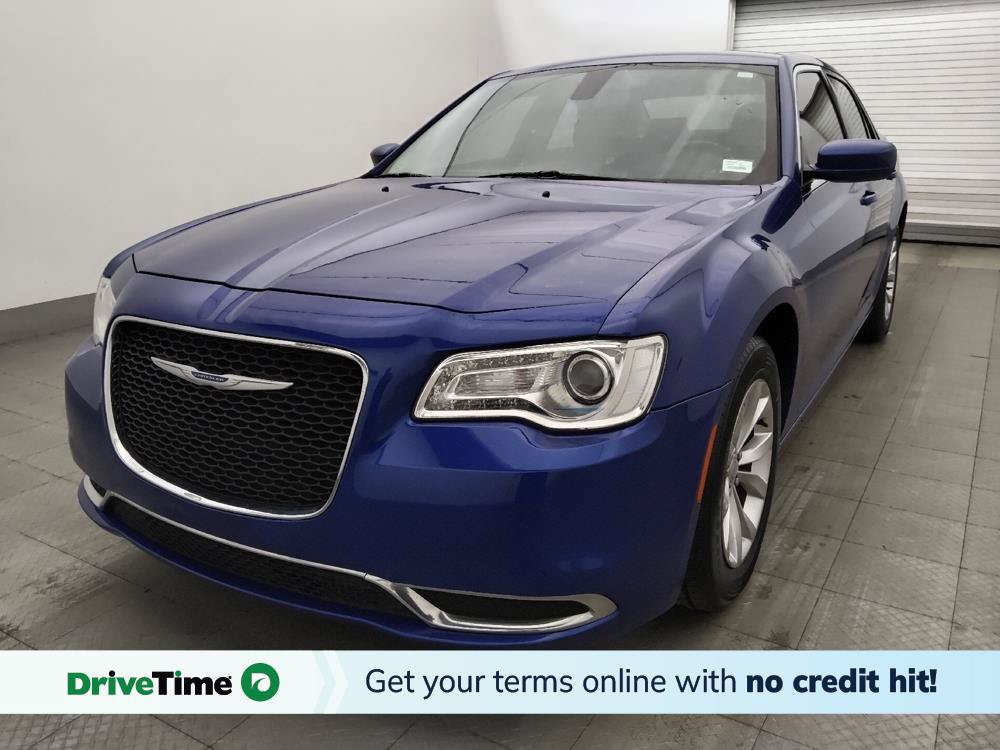 Used 2021 Chrysler 300 Touring RWD image 1