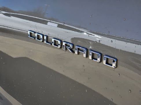 Used 2024 Chevrolet Colorado W/T image 12