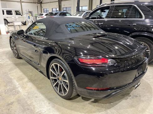 Used 2017 Porsche 718 Boxster S image 16