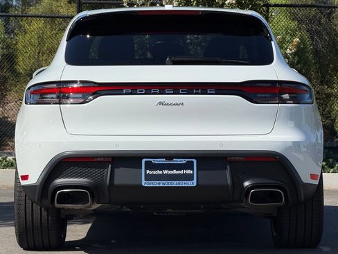 Used 2025 Porsche Macan AWD/4WD image 6