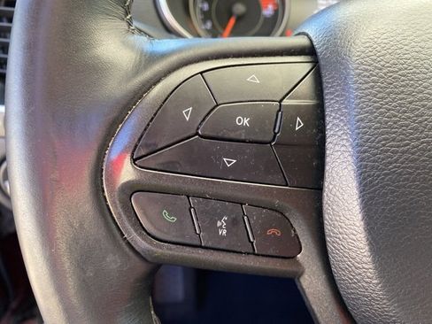 Used 2019 Jeep Cherokee Trailhawk w/ Cold Weather Group image 19