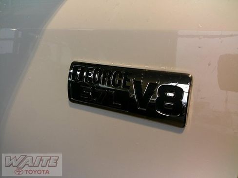 Used 2017 Toyota Tundra Limited image 11