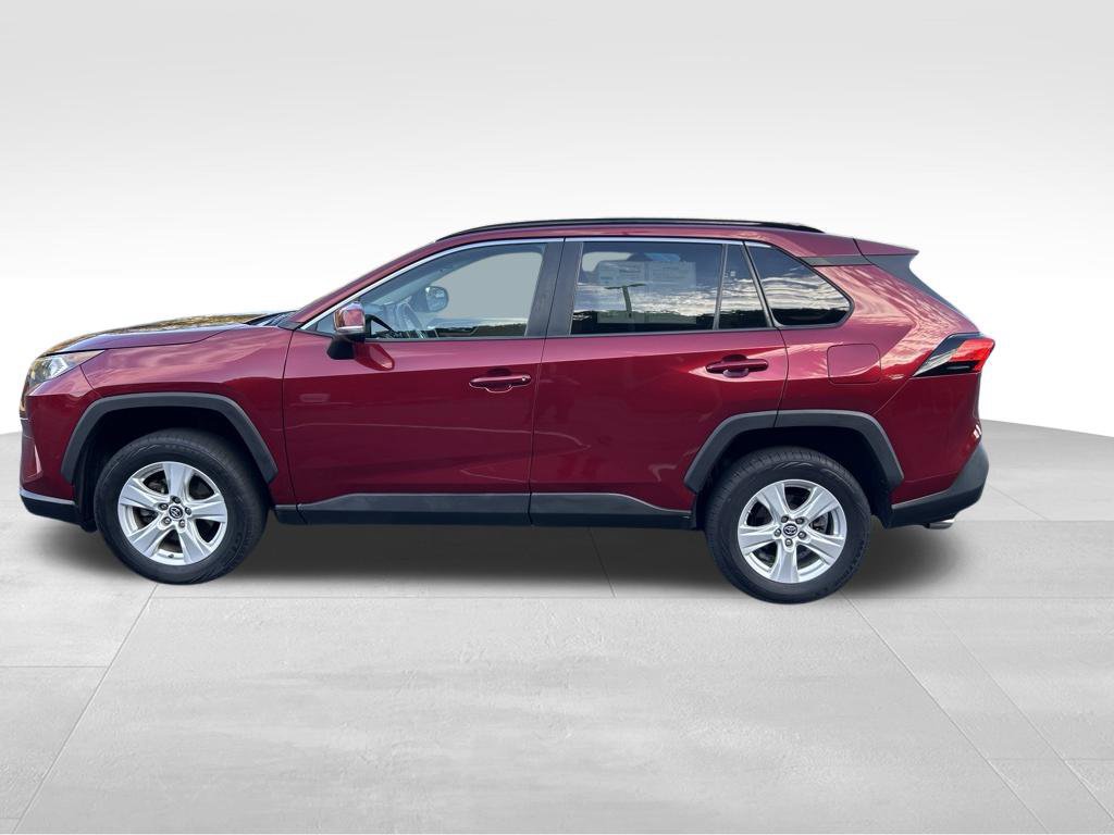 Used 2019 Toyota RAV4 XLE w/ All Weather Liner Package AWD/4WD image 2