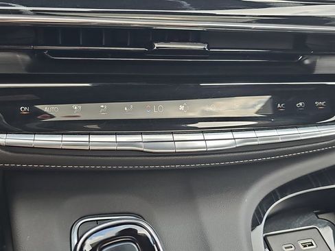 Certified 2023 Cadillac Escalade Sport w/ Touring Package image 23