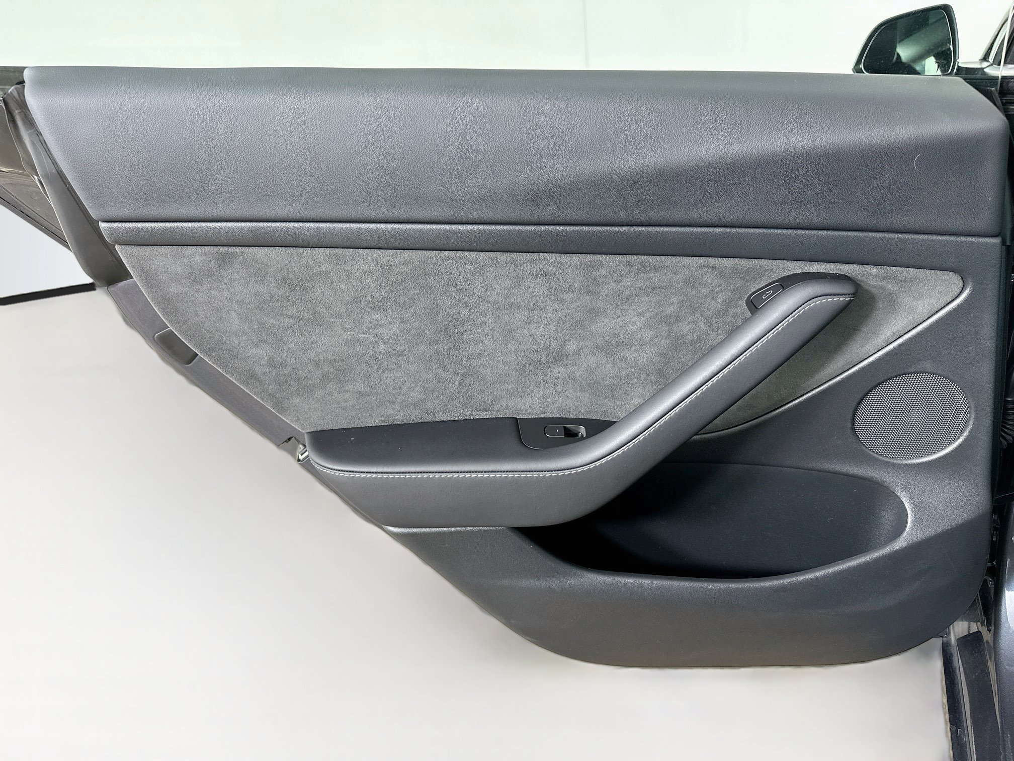 Used 2023 Tesla Model 3 Standard Range RWD image 26