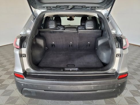 Used 2021 Jeep Cherokee Latitude Plus FWD image 29