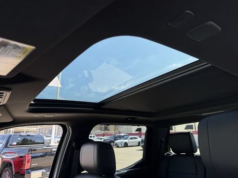 Used 2022 Toyota Tundra Platinum RWD image 26