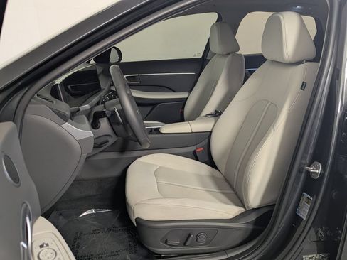Certified 2024 Hyundai Sonata SEL w/ Convenience Package FWD image 13