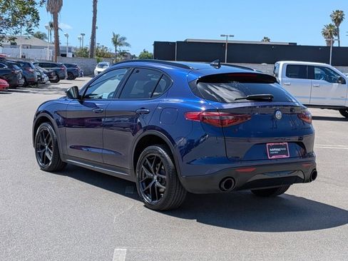 Used 2020 Alfa Romeo Stelvio Sprint w/ Nero Edizione image 8