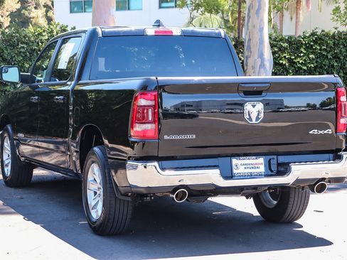 Used 2024 RAM 1500 Laramie AWD/4WD image 7