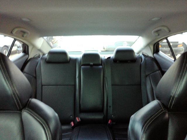 Used 2021 Nissan Maxima 3.5 SV w/ Floor Mat Group FWD image 32