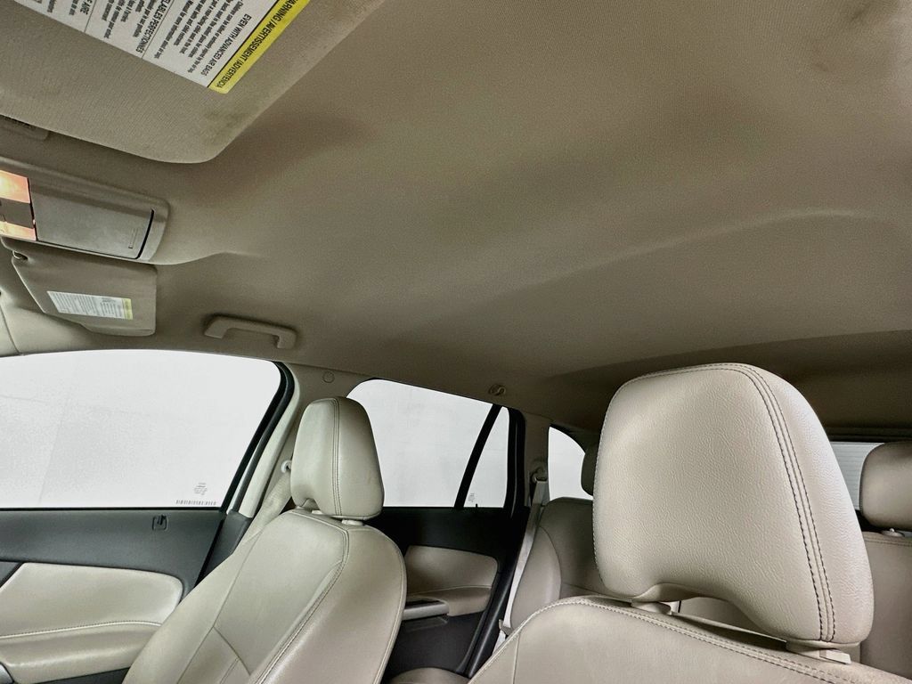 Used 2012 Ford Edge SEL FWD image 11