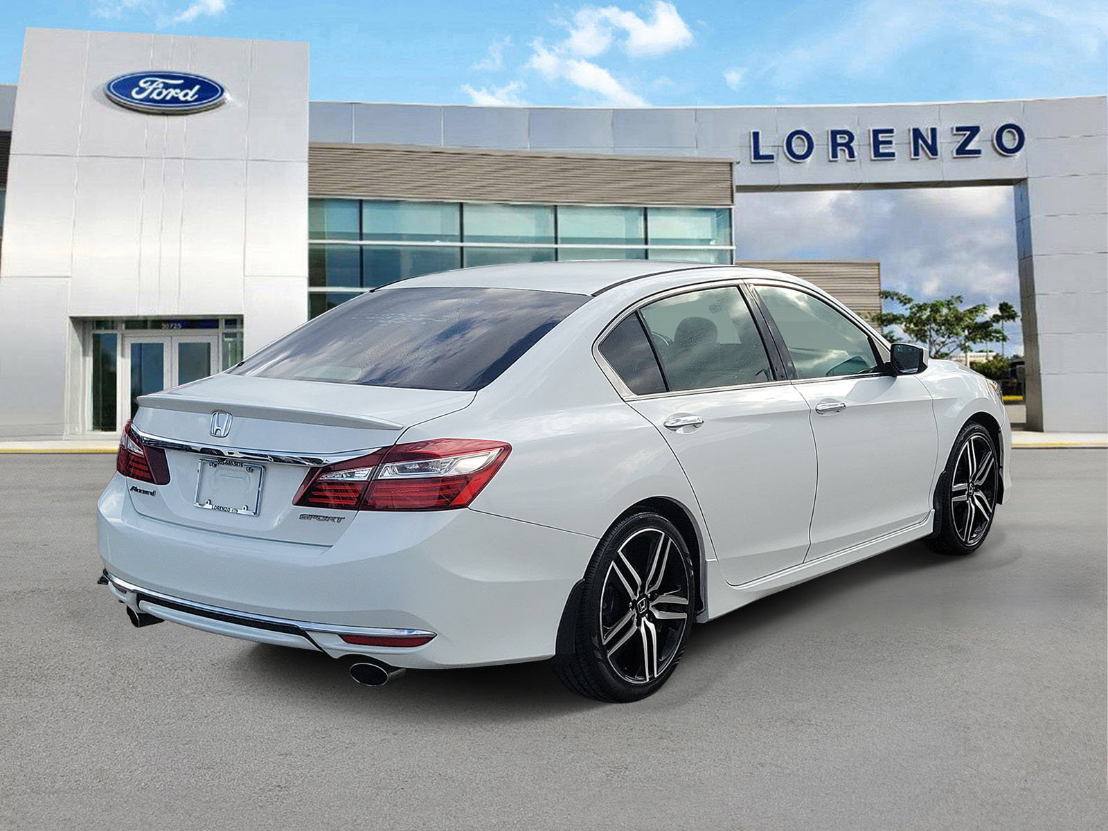 Used 2017 Honda Accord Sport image 5