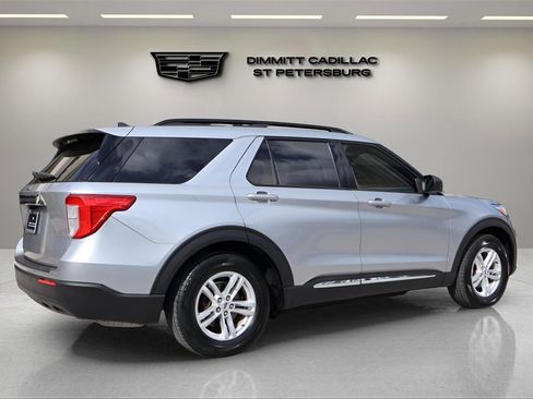 Used 2021 Ford Explorer XLT image 5