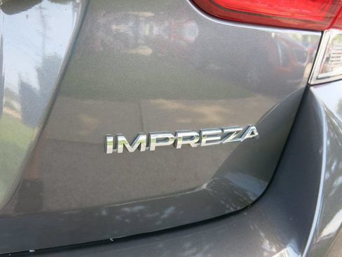 Used 2019 Subaru Impreza 2.0i w/ Eyesight AWD/4WD image 10