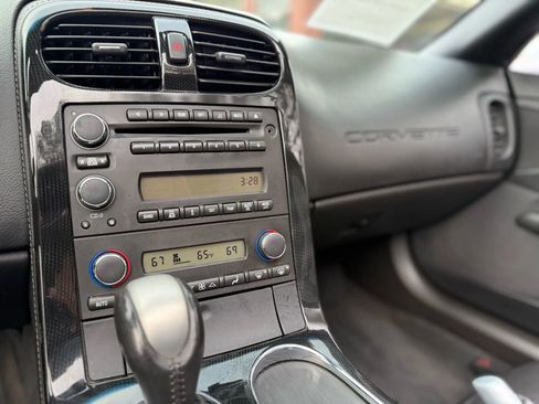 Used 2009 Chevrolet Corvette Coupe image 31