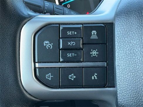 Used 2024 Ford Expedition Limited image 29