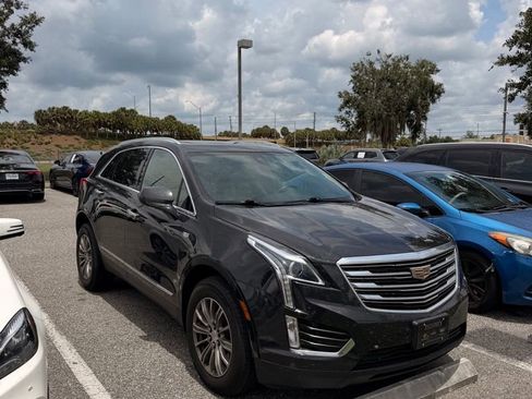 Used 2019 Cadillac XT5 Luxury AWD/4WD image 3