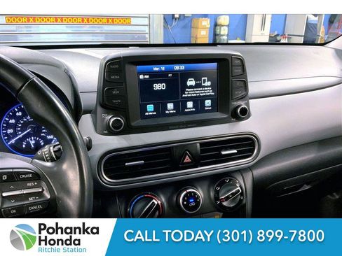 Used 2021 Hyundai Kona SEL image 5
