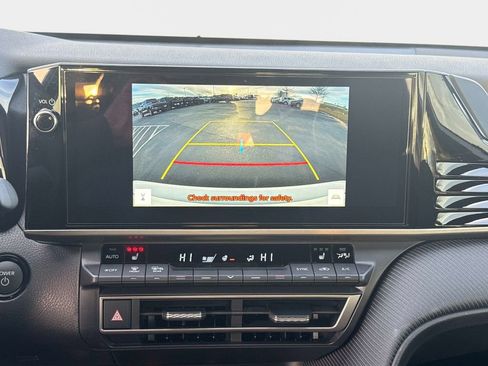 Used 2026 Toyota Camry SE image 26