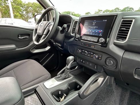 Certified 2024 Nissan Frontier SV w/ SV Convenience Package image 38