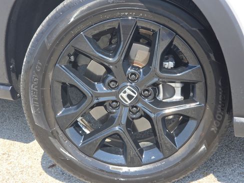 Certified 2025 Honda HR-V Sport image 9