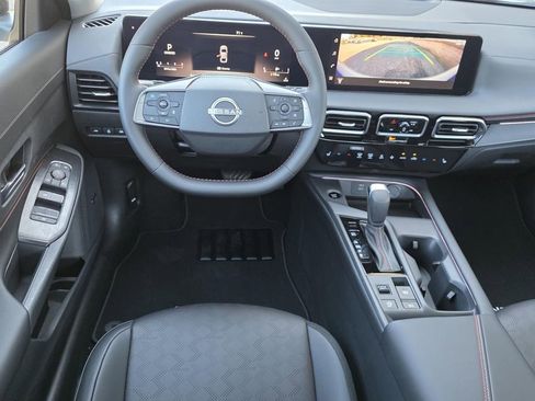 New 2026 Nissan Sentra SR image 12