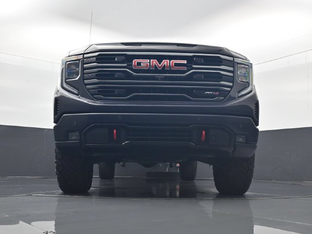 Used 2023 GMC Sierra 1500 AT4 w/ AT4 Premium Package AWD/4WD image 22