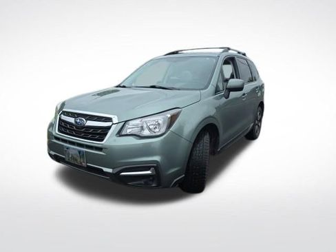 Used 2017 Subaru Forester 2.5i Premium w/ Popular Package #2A AWD/4WD image 4