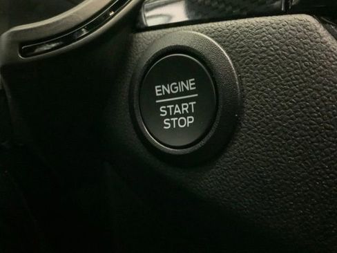 Used 2024 Ford Escape ST-Line w/ Cold Weather Package FWD image 21