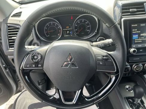 Used 2025 Mitsubishi Outlander Sport SE image 13